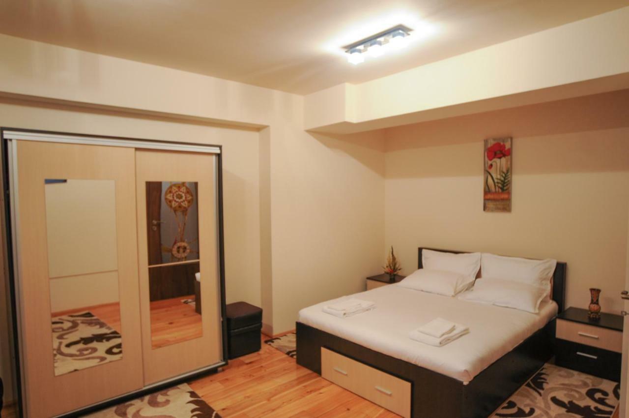 Casa Di Luca Apartment *